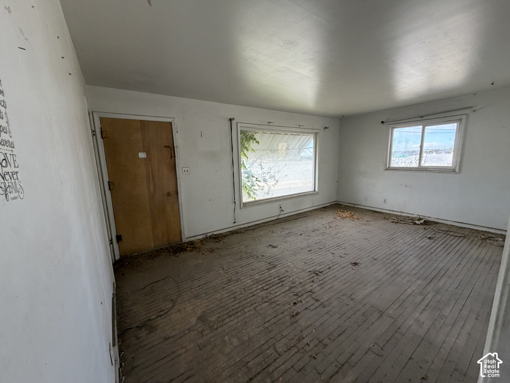 1014 N EASTSIDE E DR photo 3