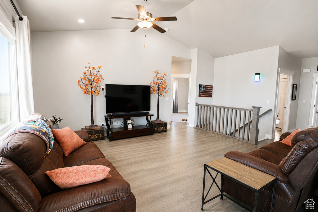 1139 E 200 S photo 4