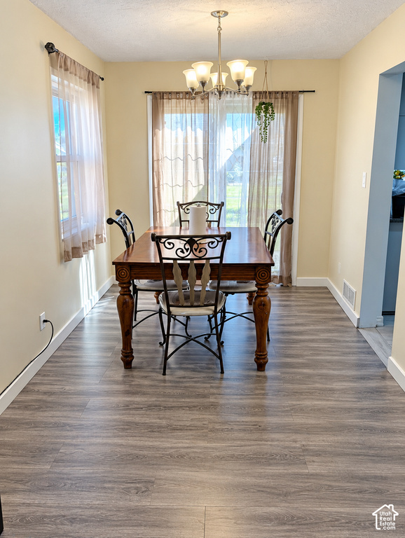 975 W DEBONAIR DR photo 3
