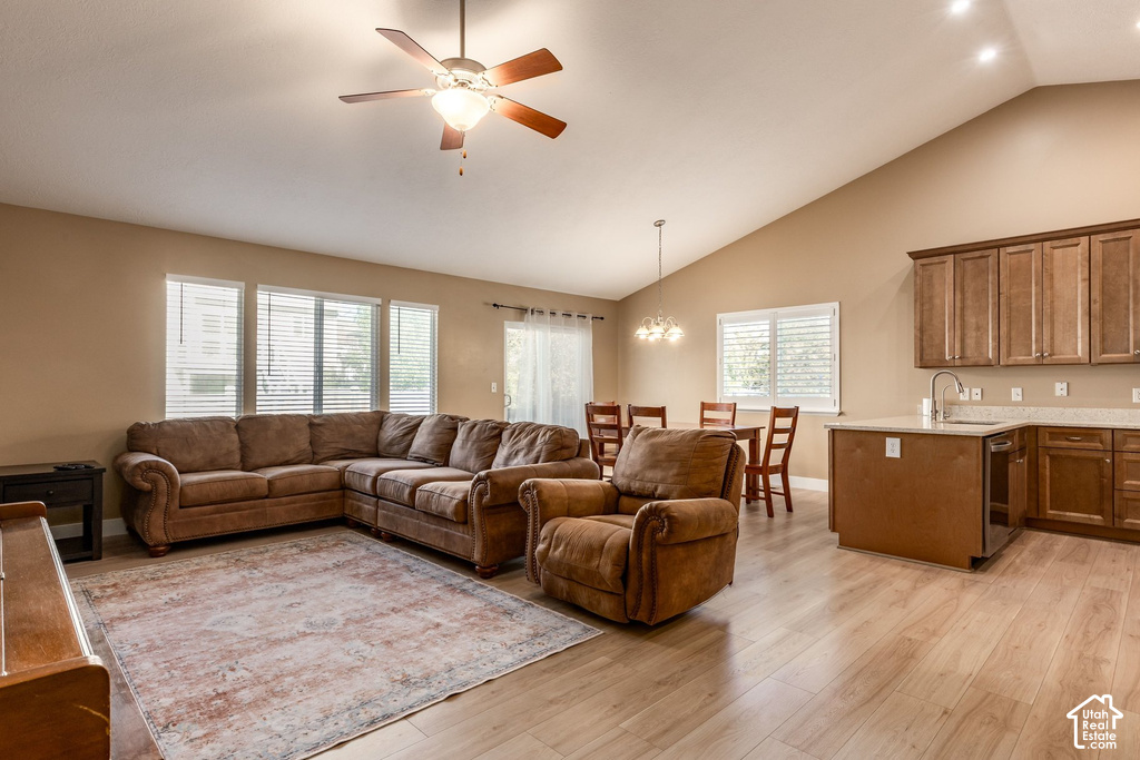 2057 E FICUS N WAY photo 2