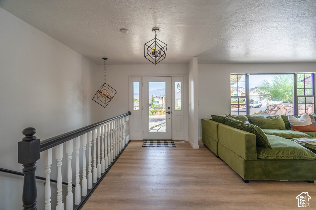 1002 E CROOKED CREEK E DR photo 5