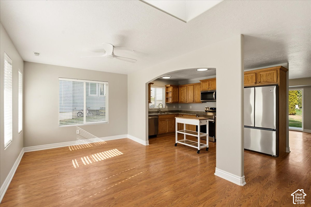 1426 S HEATHER LN photo 5