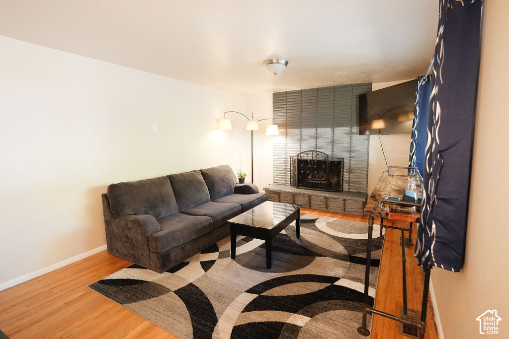 1023 E 425 N photo 4