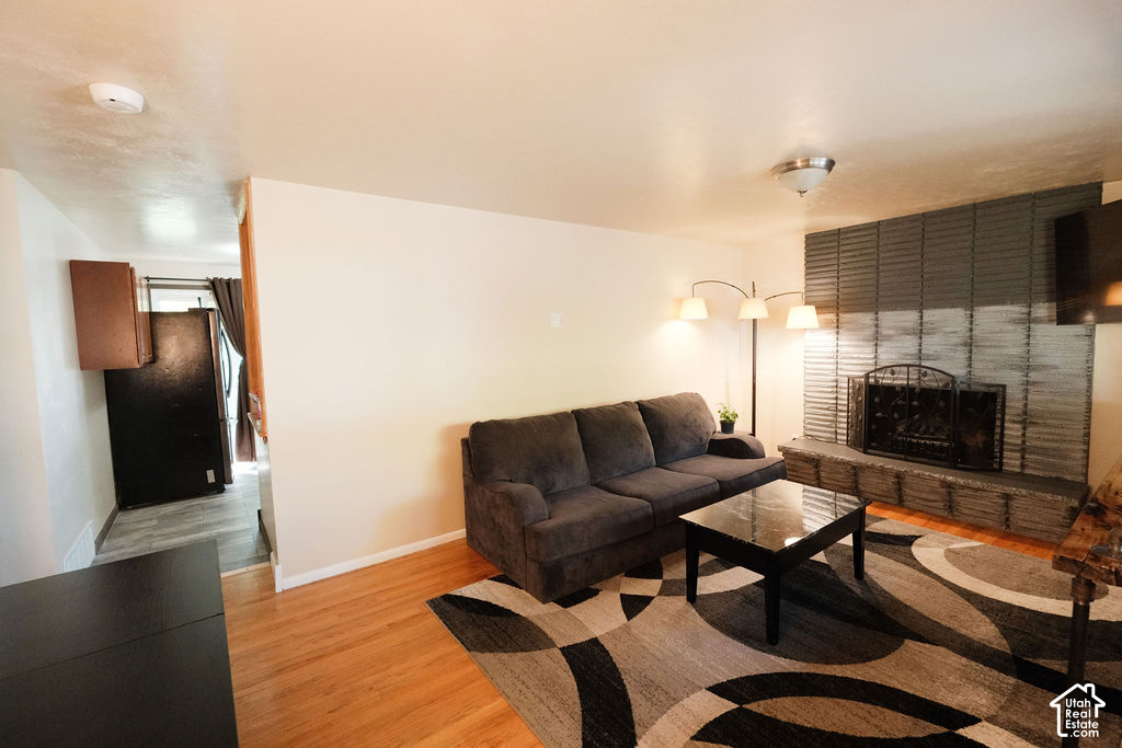 1023 E 425 N photo 3