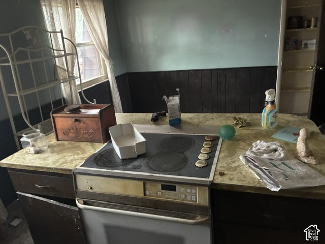 4166 WENDY AVE photo 4
