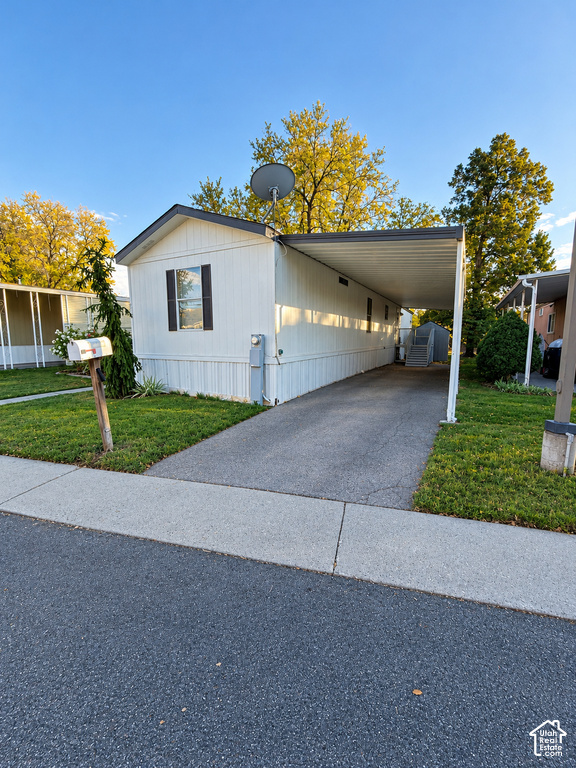 1272 E SENDERO CIR photo 2