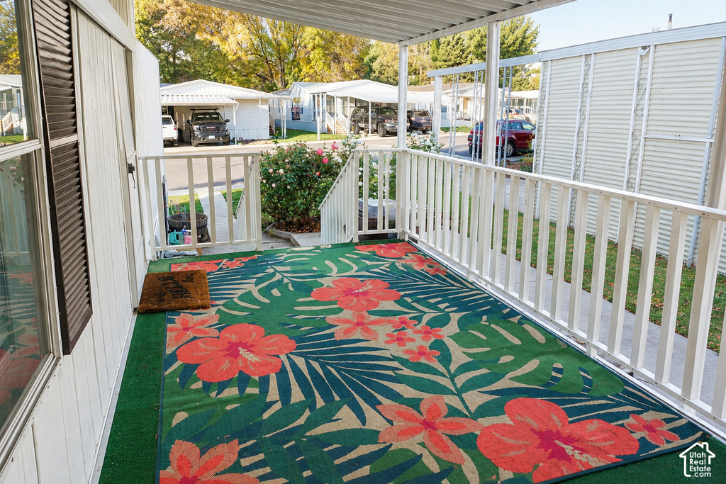 1272 E SENDERO CIR photo 4