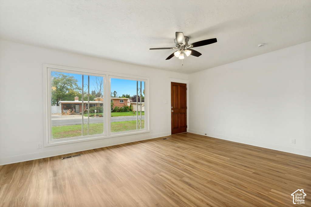801 E BAKER DR photo 4