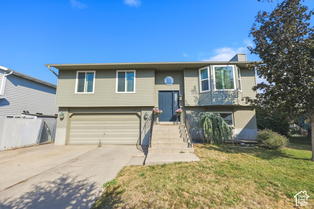 6363 S UYEDA CT photo 2
