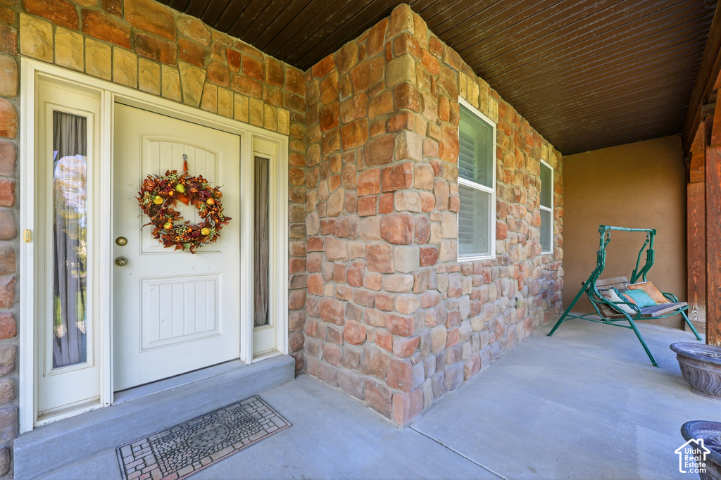280 E BOX ELDER S photo 5