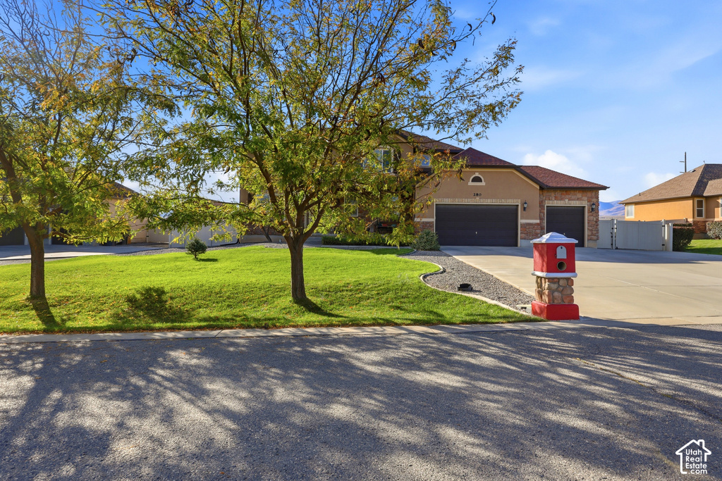 280 E BOX ELDER S photo 4