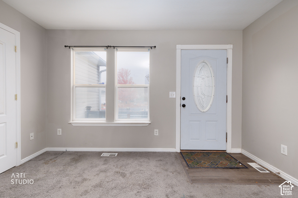 893 N 1430 E photo 4