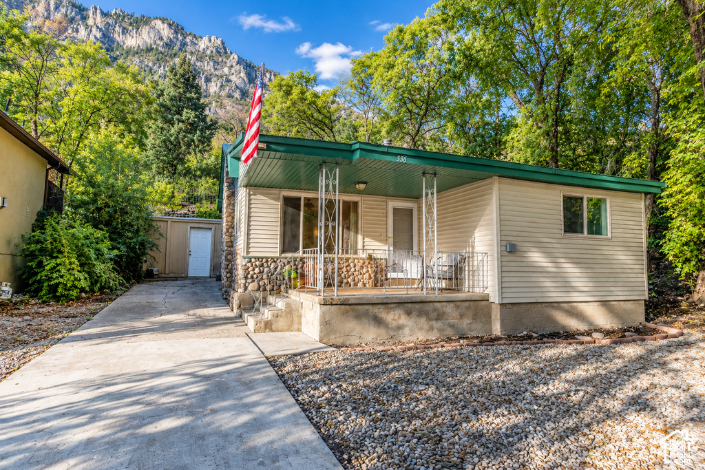 536 OGDEN CYN photo 2