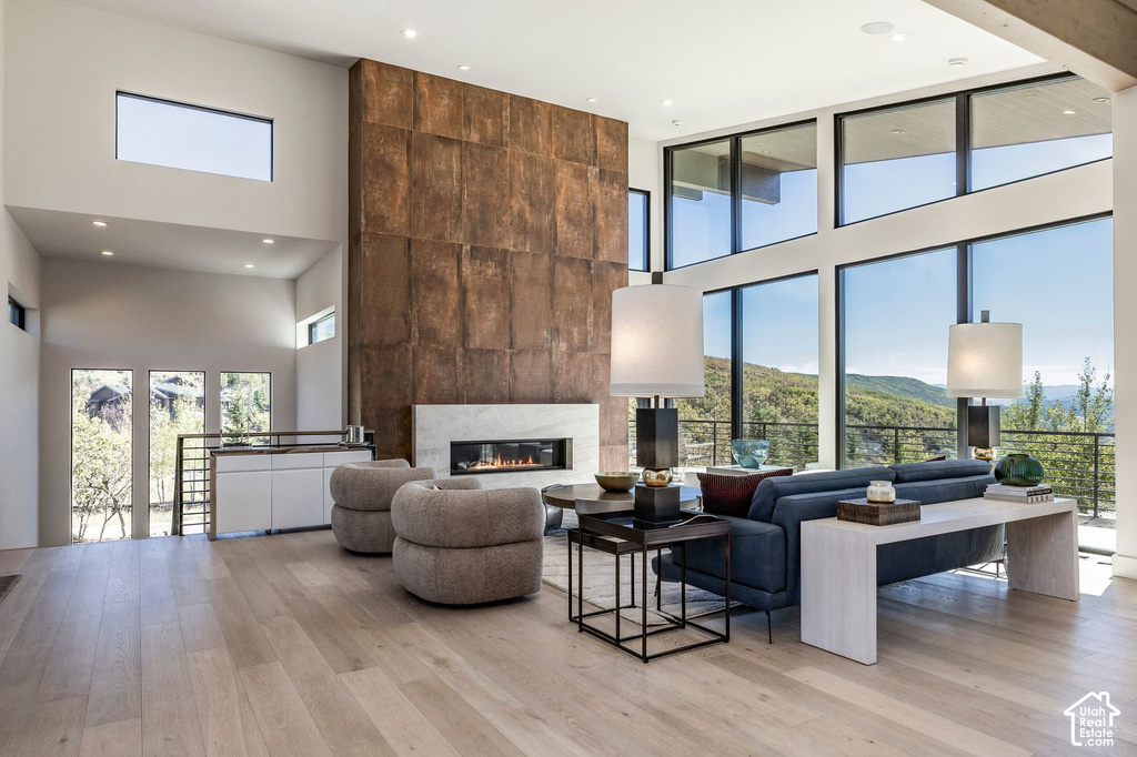 14025 N DEER CANYON DR photo 4
