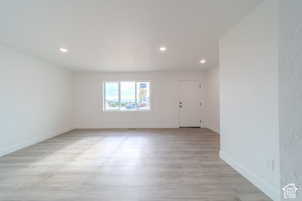 4140 S 220 W photo 3