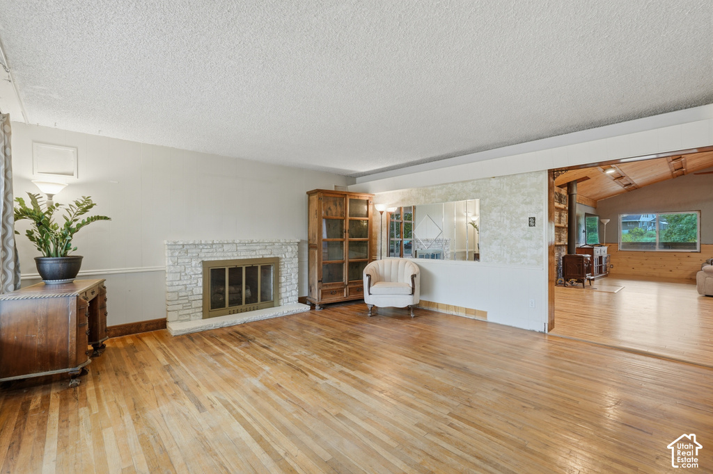 615 MILLCREEK WAY photo 3