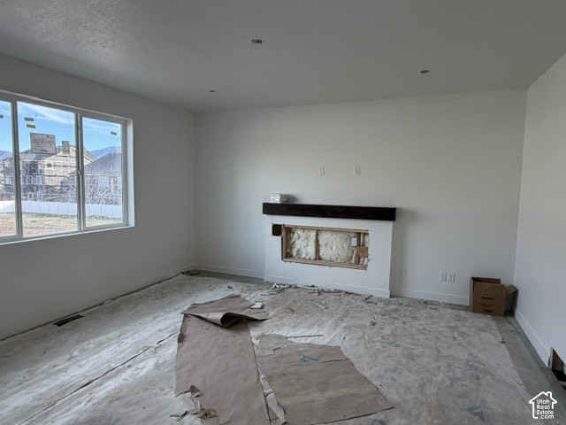 1607 S 960 W photo 4
