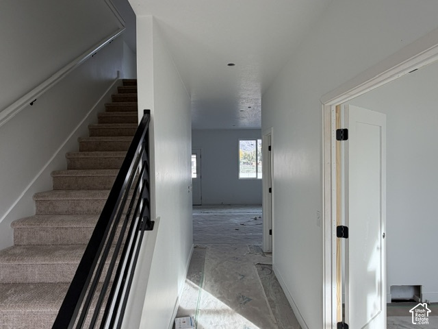 1607 S 960 W photo 2