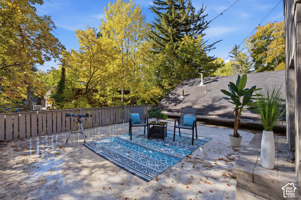 1508 SPRINGDELL E CIR photo 4