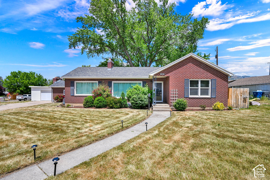 266 E CHIMES VIEW DR photo 2
