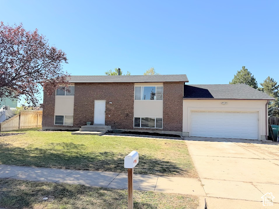 5563 S 3925 W photo 2