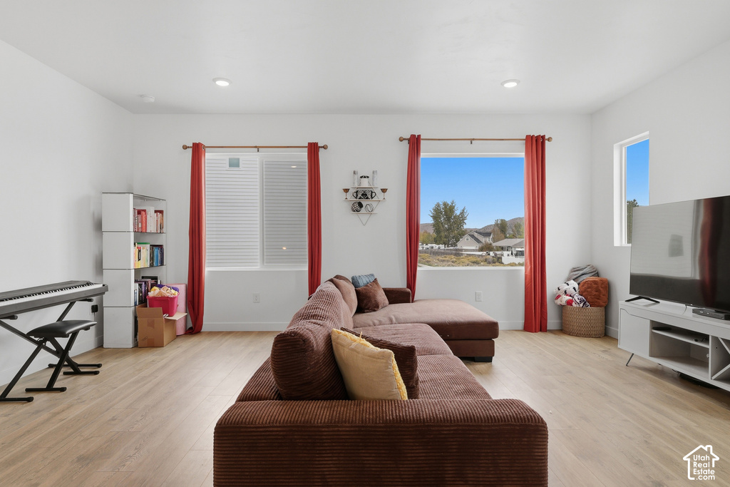 1926 E EMBER LN photo 4