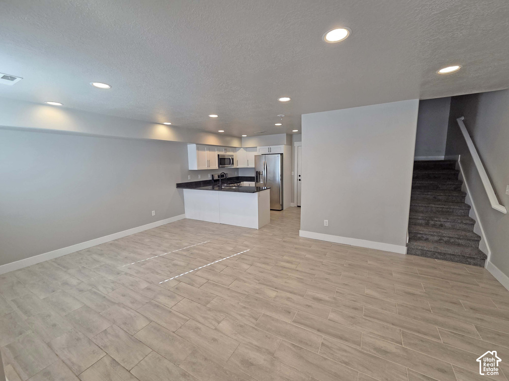 440 E CANFIELD DR photo 5