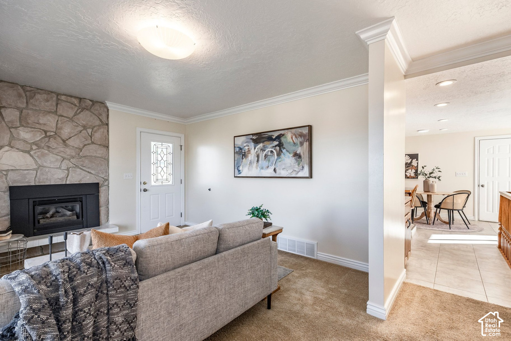 1088 E DEBORAH S DR photo 4