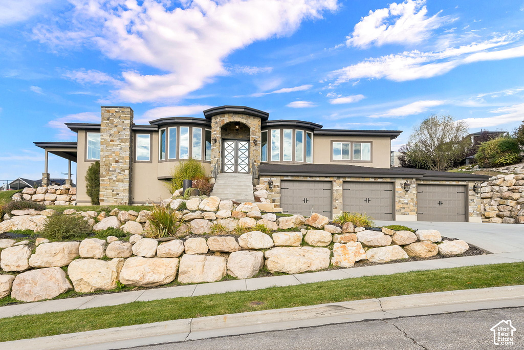 1176 FAWN DR photo 4