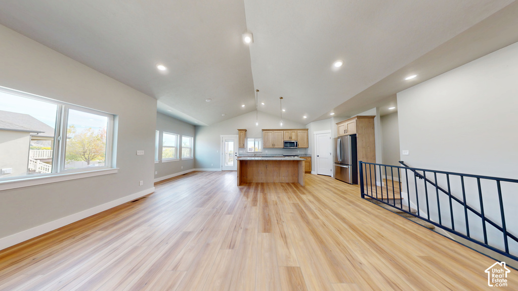 1363 SHELBY LN photo 3