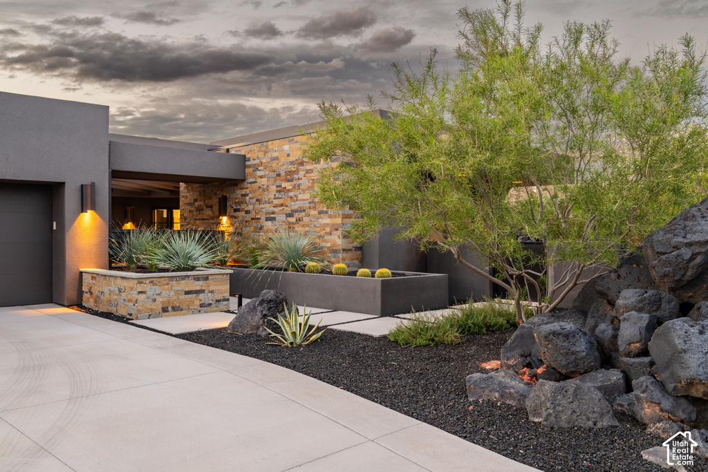 2403 N TACHEENE photo 4