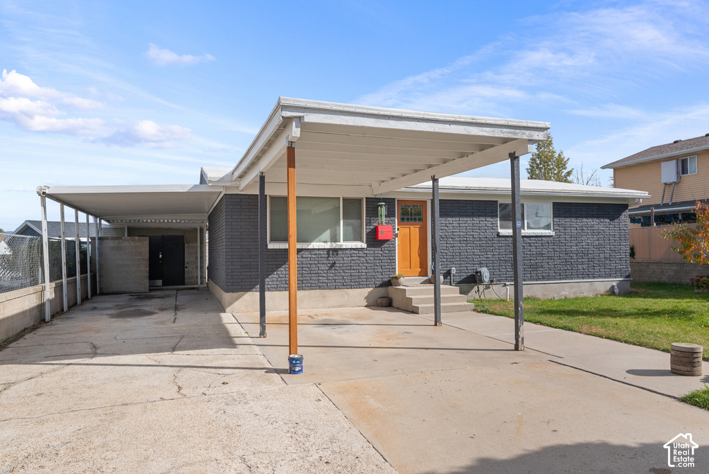 5763 S 4015 W photo 2