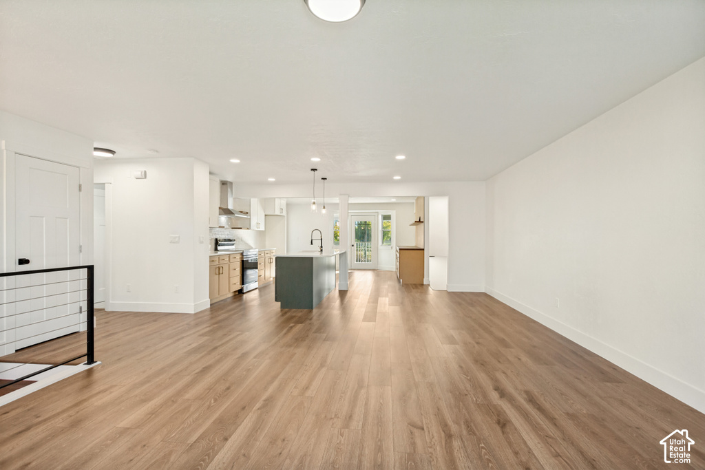 5568 S 3925 W photo 2