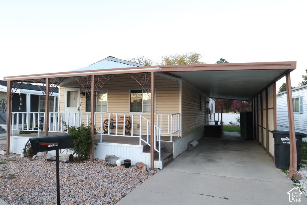 4570 S FIREWEED DR photo 3