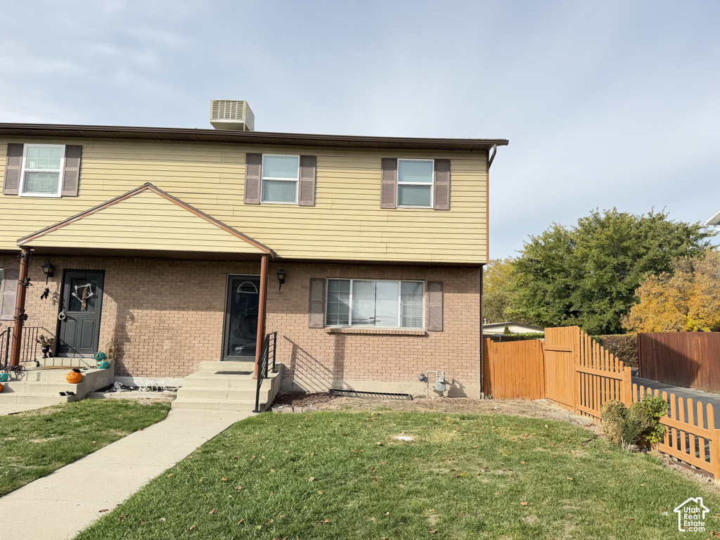 2760 S CENTERBROOK photo 2