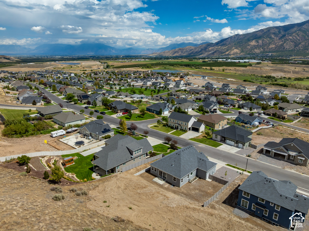 894 S CREST DALE LN photo 5