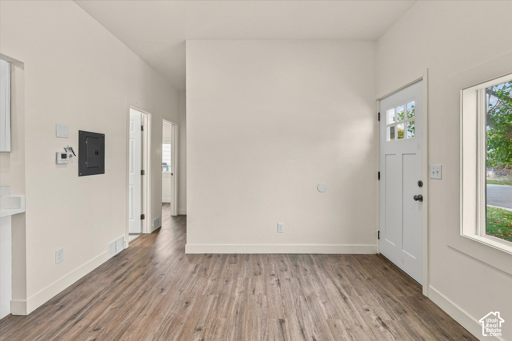 245 E 34TH E photo 5