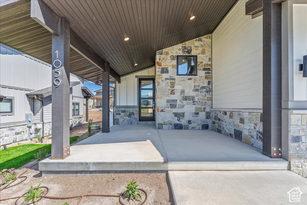 1059 W ELAND CIR photo 4