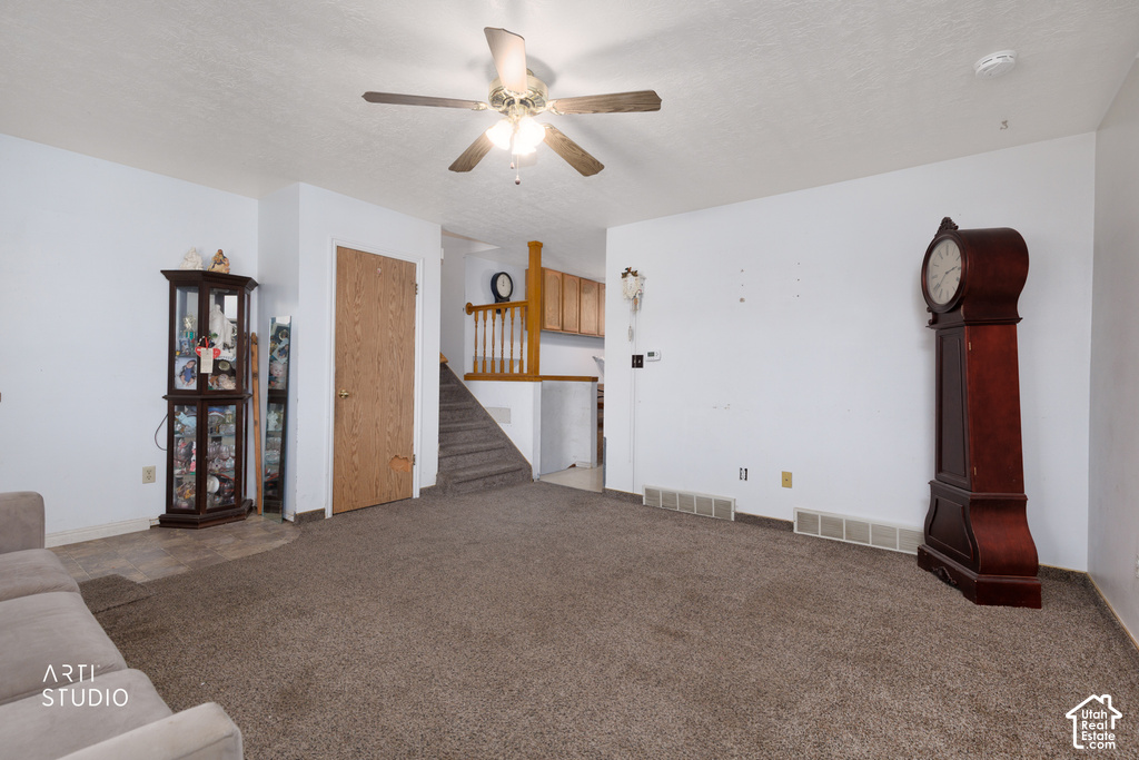 816 N 600 E photo 2