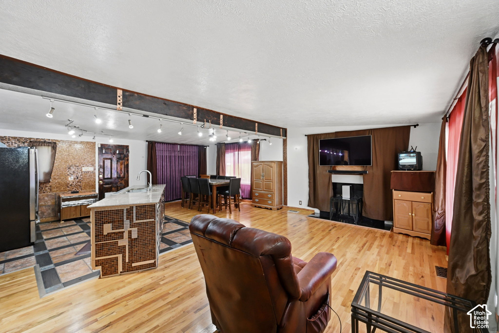 2950 W AMHERST AVE photo 5