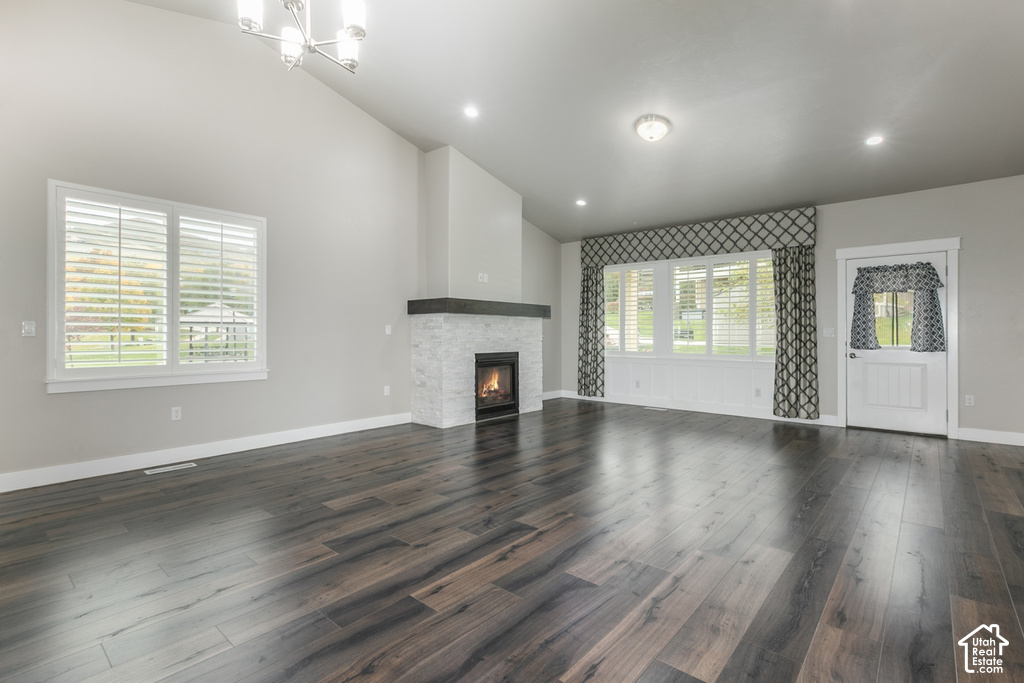 306 BELLA VIDA DR photo 4
