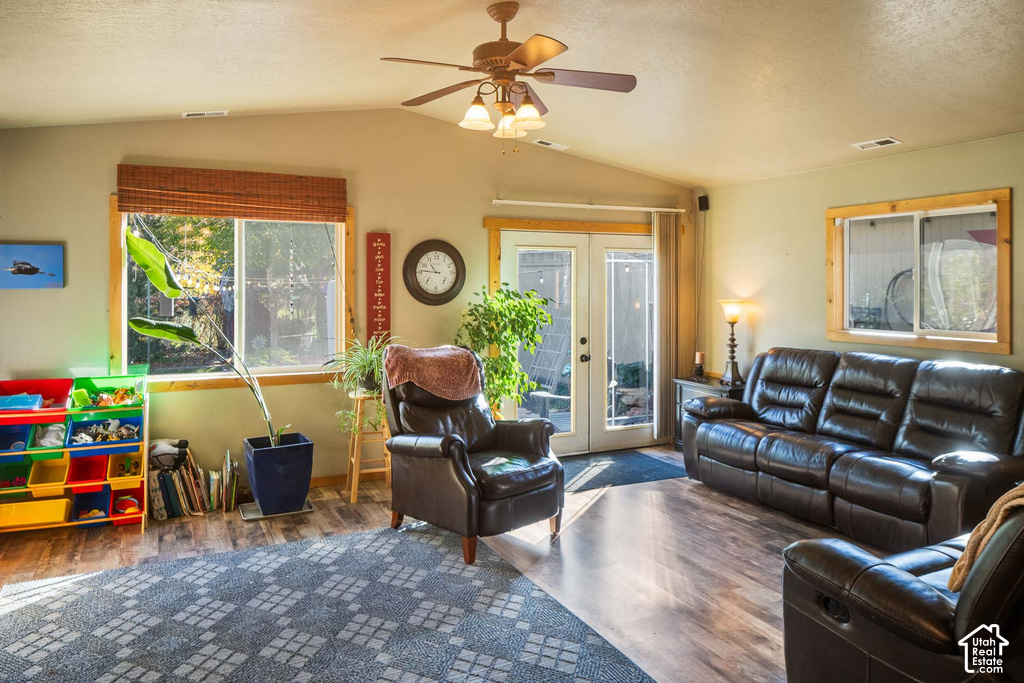 2934 N CANYON RD photo 4