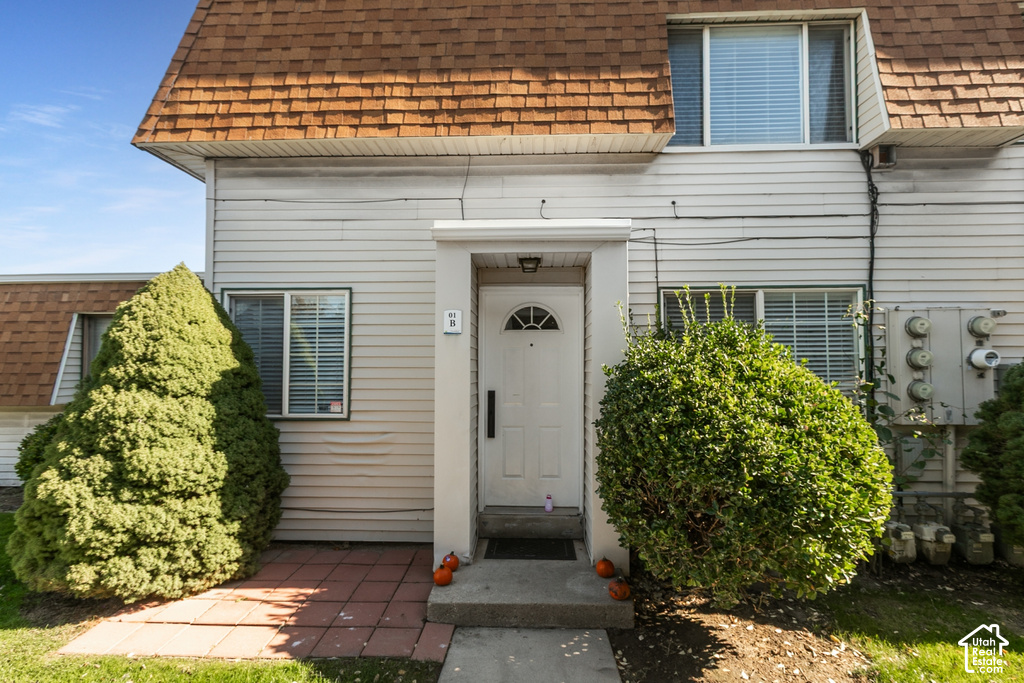 1192 W 4365 S photo 2