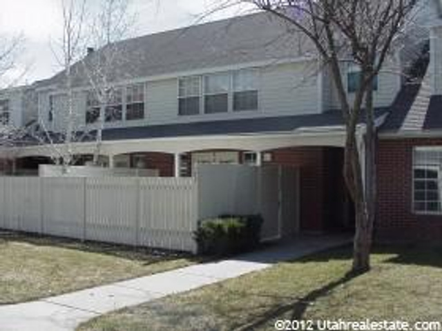 275 Meadow Ln, Centerville, UT 84014
