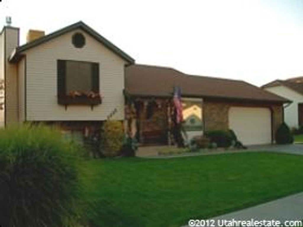 2055 N 2150 E, Layton, UT 84040