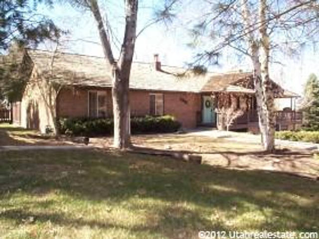 2499 Charros Rd, Sandy, UT 84092