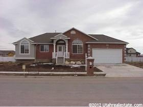 923 W 3050 S, Syracuse, UT 84075