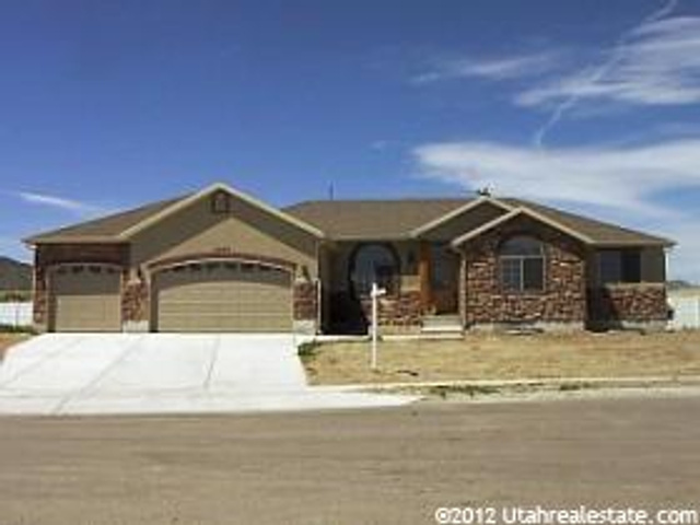 13598 Deer Mountain Cir, Riverton, UT 84065