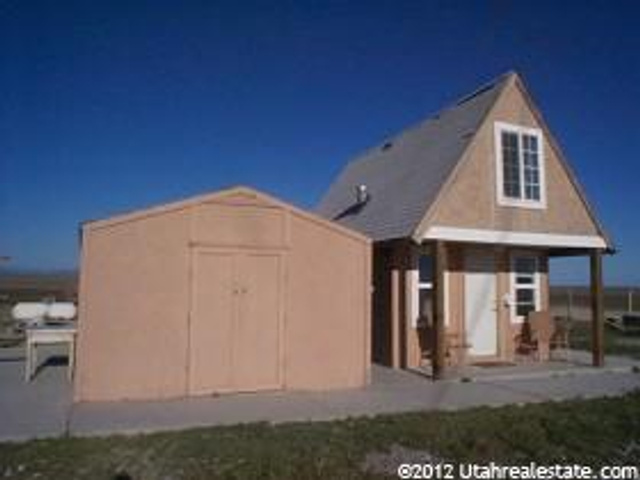 17590 N 45200 W, Snowville, UT 84329