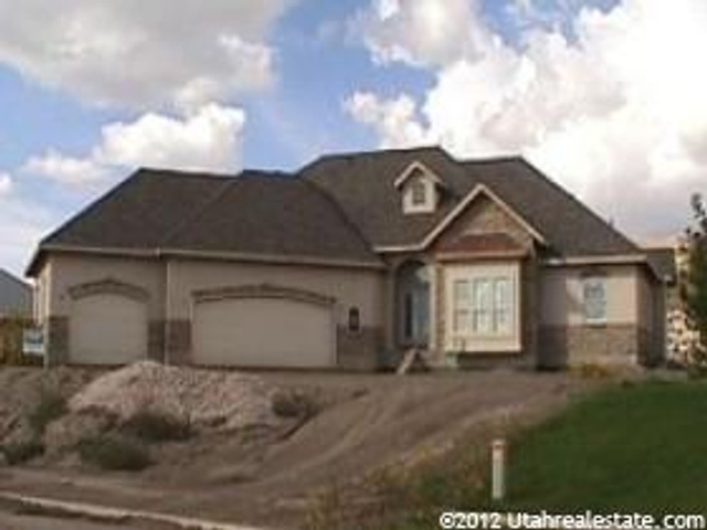 1346 W 3800 N, Pleasant View, UT 84414